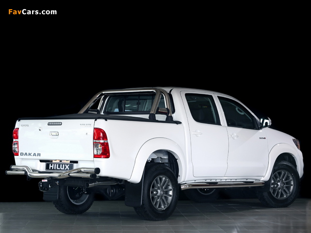 Pictures of Toyota Hilux Dakar Double Cab 2014 (640 x 480)