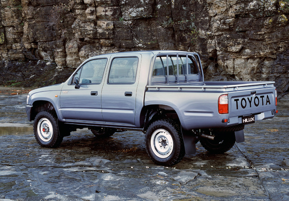 Toyota Hilux Double Cab AU-spec 1997–2001 images