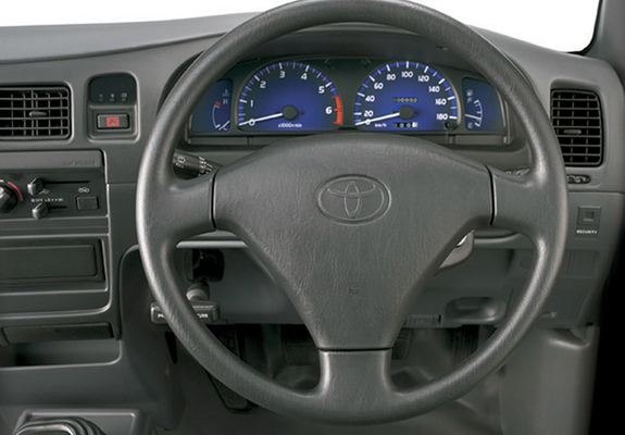 Toyota Hilux 2700i Raider Single Cab ZA-spec 2001–05 images