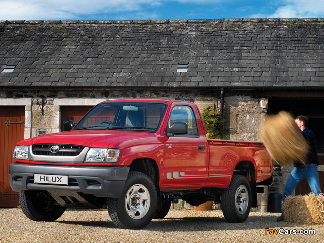 Toyota Hilux Regular Cab UK-spec 2001–05 images (640 x 480)