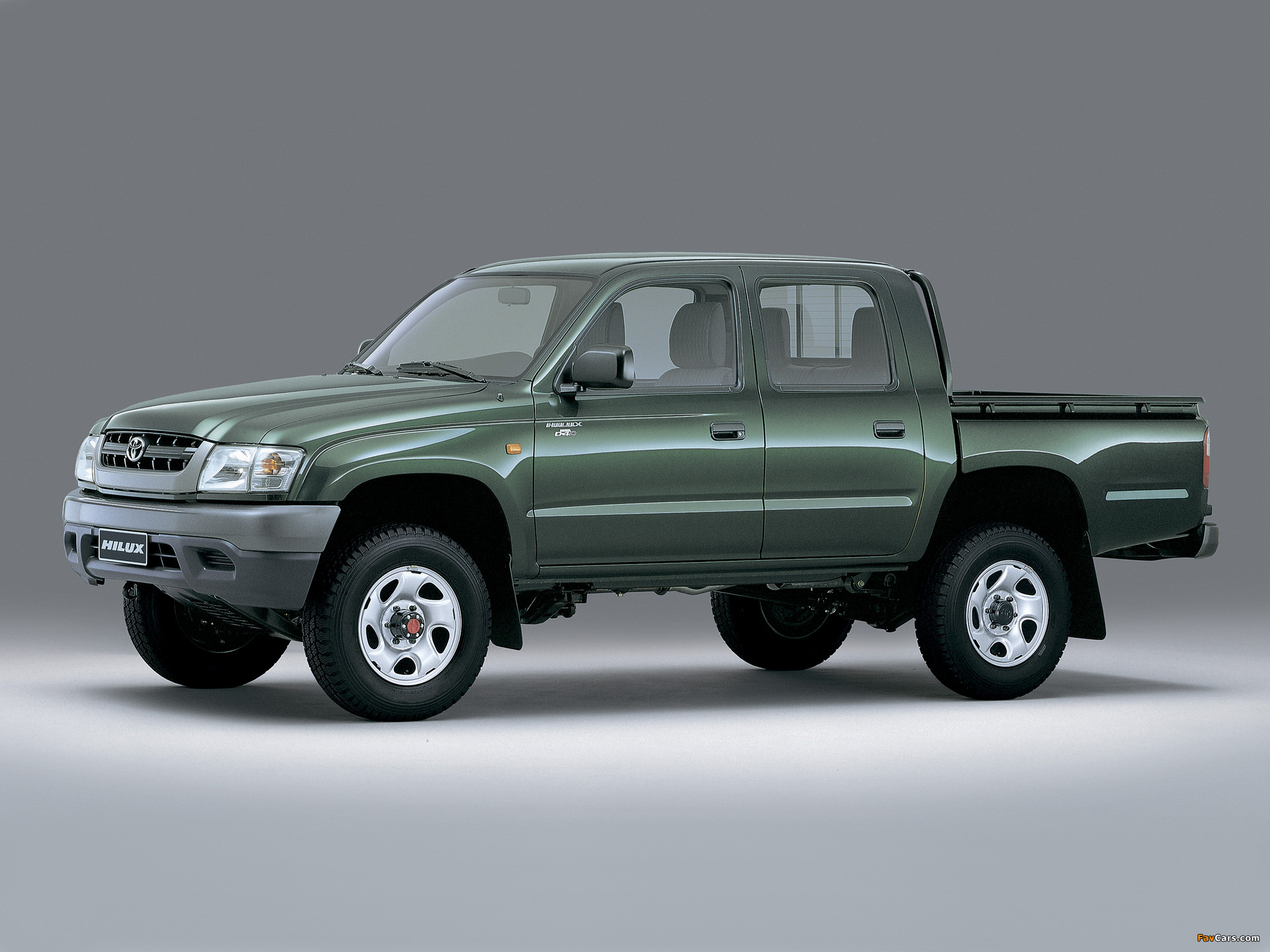 Toyota Hilux Double Cab 2001–05 images (2048 x 1536)
