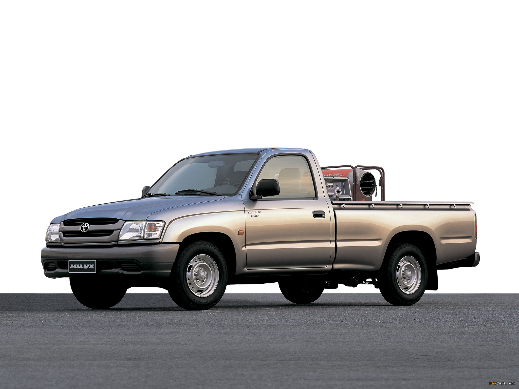 Toyota Hilux Regular Cab 2001–05 images (2048 x 1536)