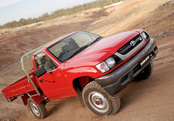 Toyota Hilux Single Cab Chassis AU-spec 2001–05 photos