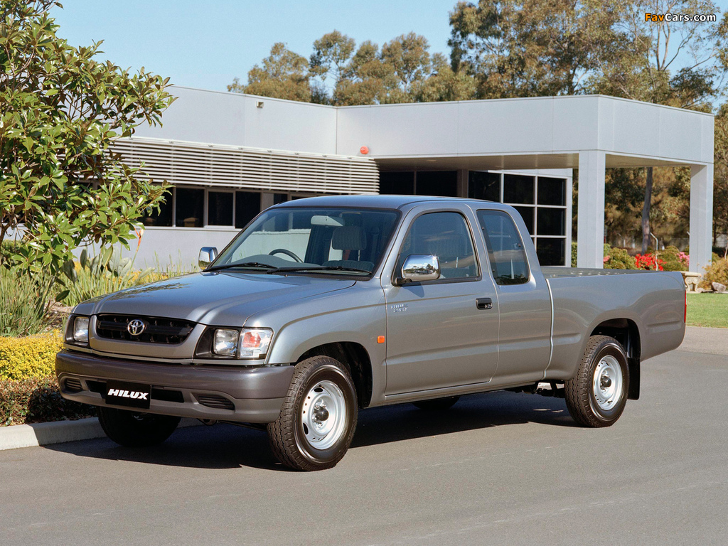 Toyota Hilux Xtra Cab AU-spec 2001–05 pictures (1024 x 768)