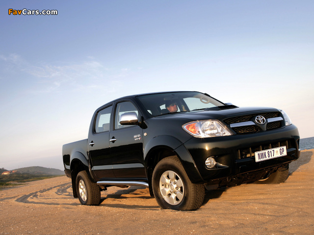 Toyota Hilux Double Cab 2005–08 images (640 x 480)