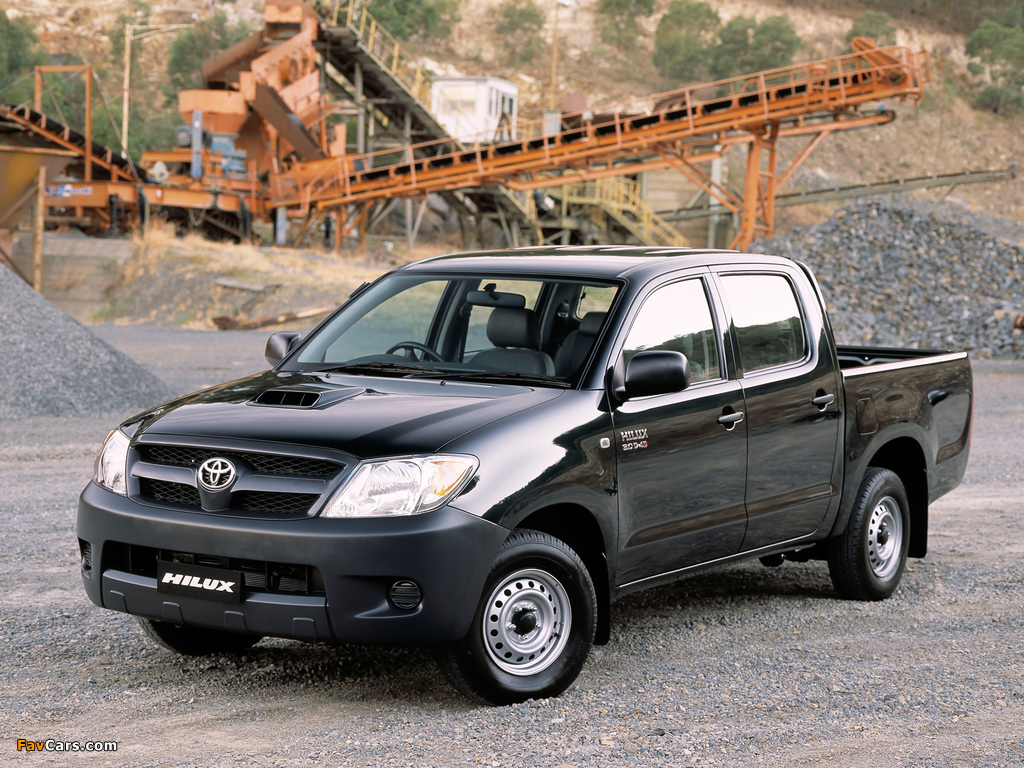 Toyota Hilux Double Cab SR AU-spec 2005–08 images (1024 x 768)