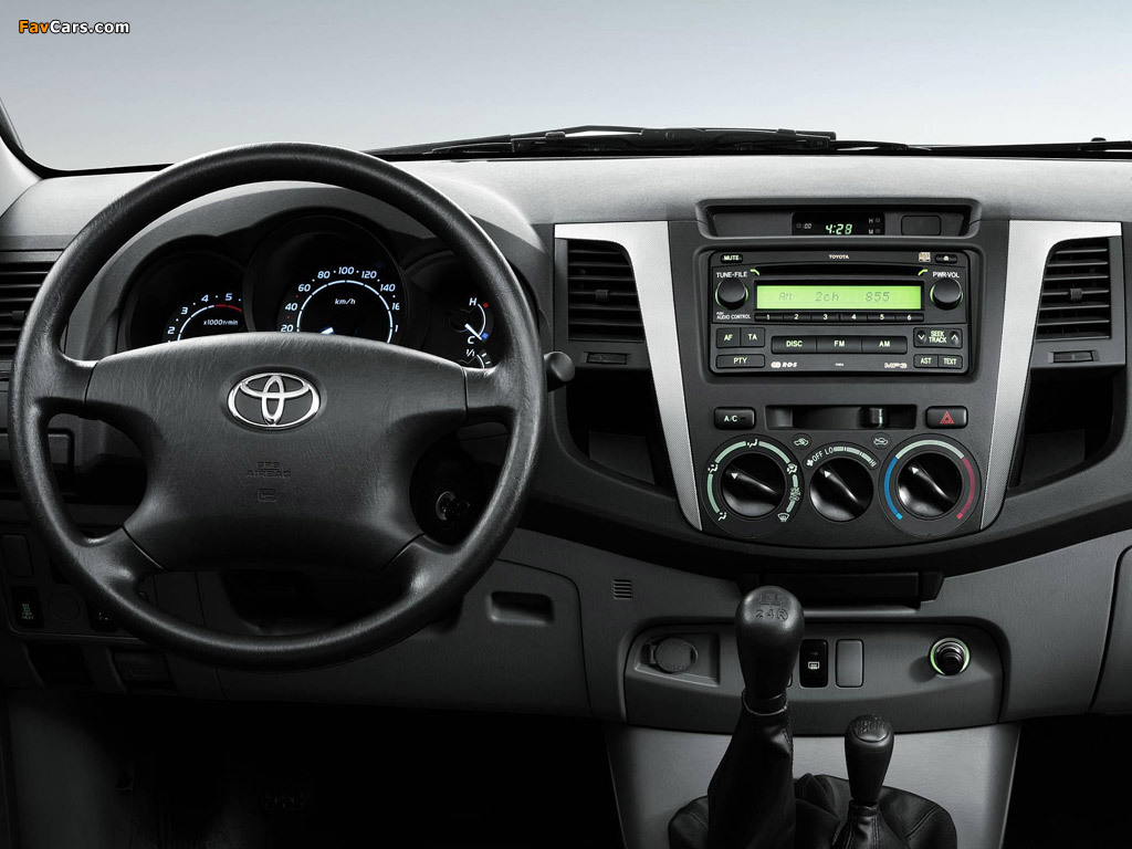 Toyota Hilux Regular Cab 2005–08 photos (1024 x 768)