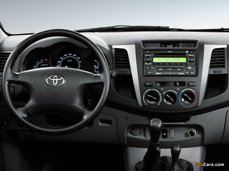 Toyota Hilux Regular Cab 2005–08 photos (800 x 600)