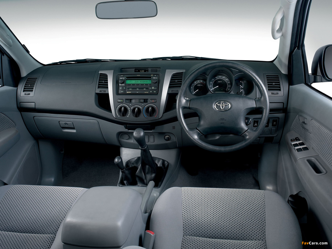 Toyota Hilux Double Cab ZA-spec 2005–08 pictures (1280 x 960)