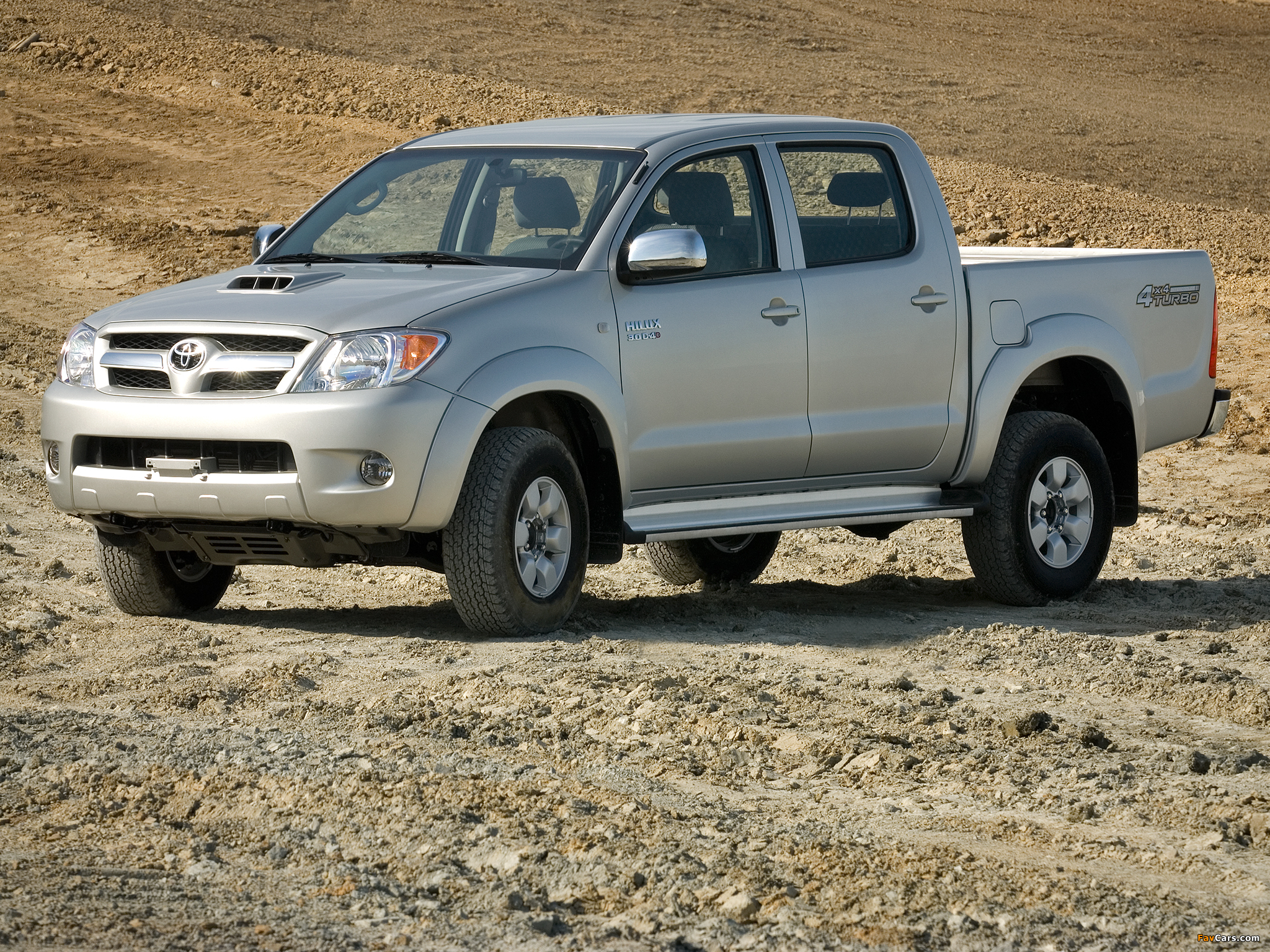 BAE Toyota Hilux Double Cab Armored 2005–08 pictures (2048 x 1536)