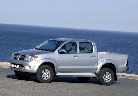 Toyota Hilux Double Cab 2005–08 wallpapers