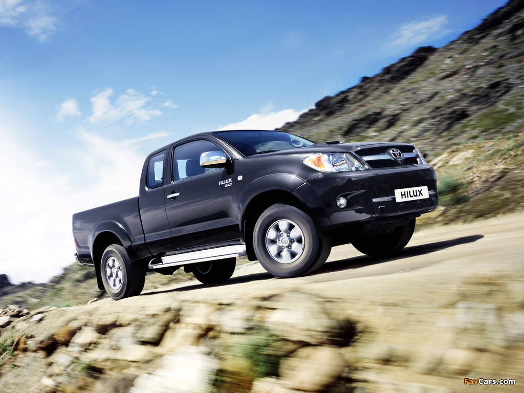 Toyota Hilux Extended Cab 2005–08 wallpapers (1024 x 768)