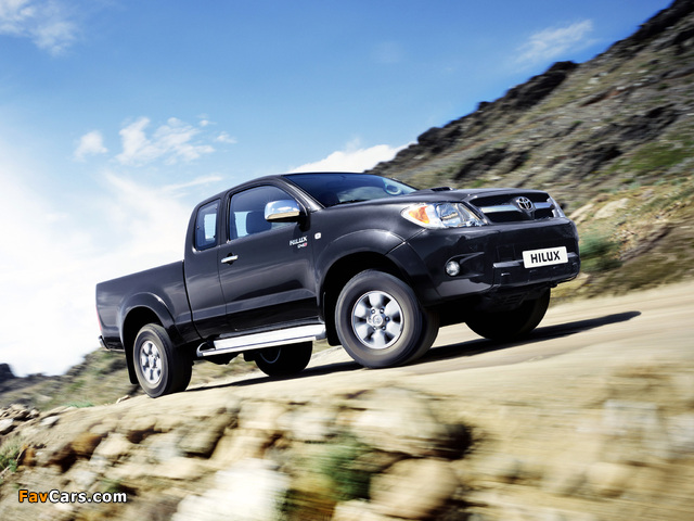 Toyota Hilux Extended Cab 2005–08 wallpapers (640 x 480)