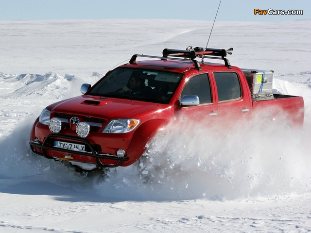 Arctic Trucks Toyota Hilux Invincible AT38 2007 images (640 x 480)