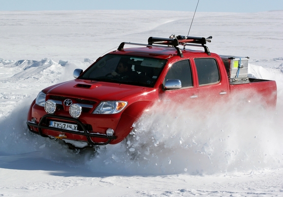 Arctic Trucks Toyota Hilux Invincible AT38 2007 images