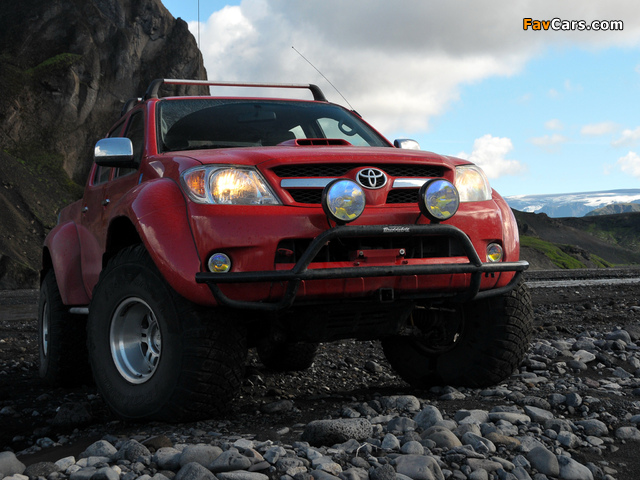 Arctic Trucks Toyota Hilux Invincible AT38 2007 photos (640 x 480)