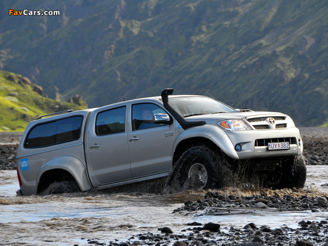 Arctic Trucks Toyota Hilux Double Cab AT35 2007 photos (640 x 480)