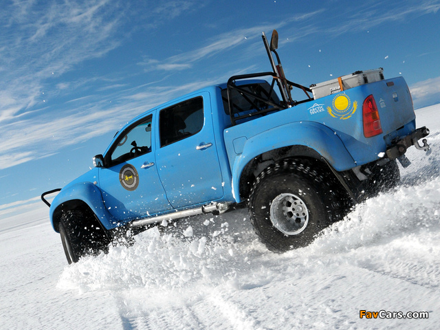 Arctic Trucks Toyota Hilux AT44 2007 pictures (640 x 480)
