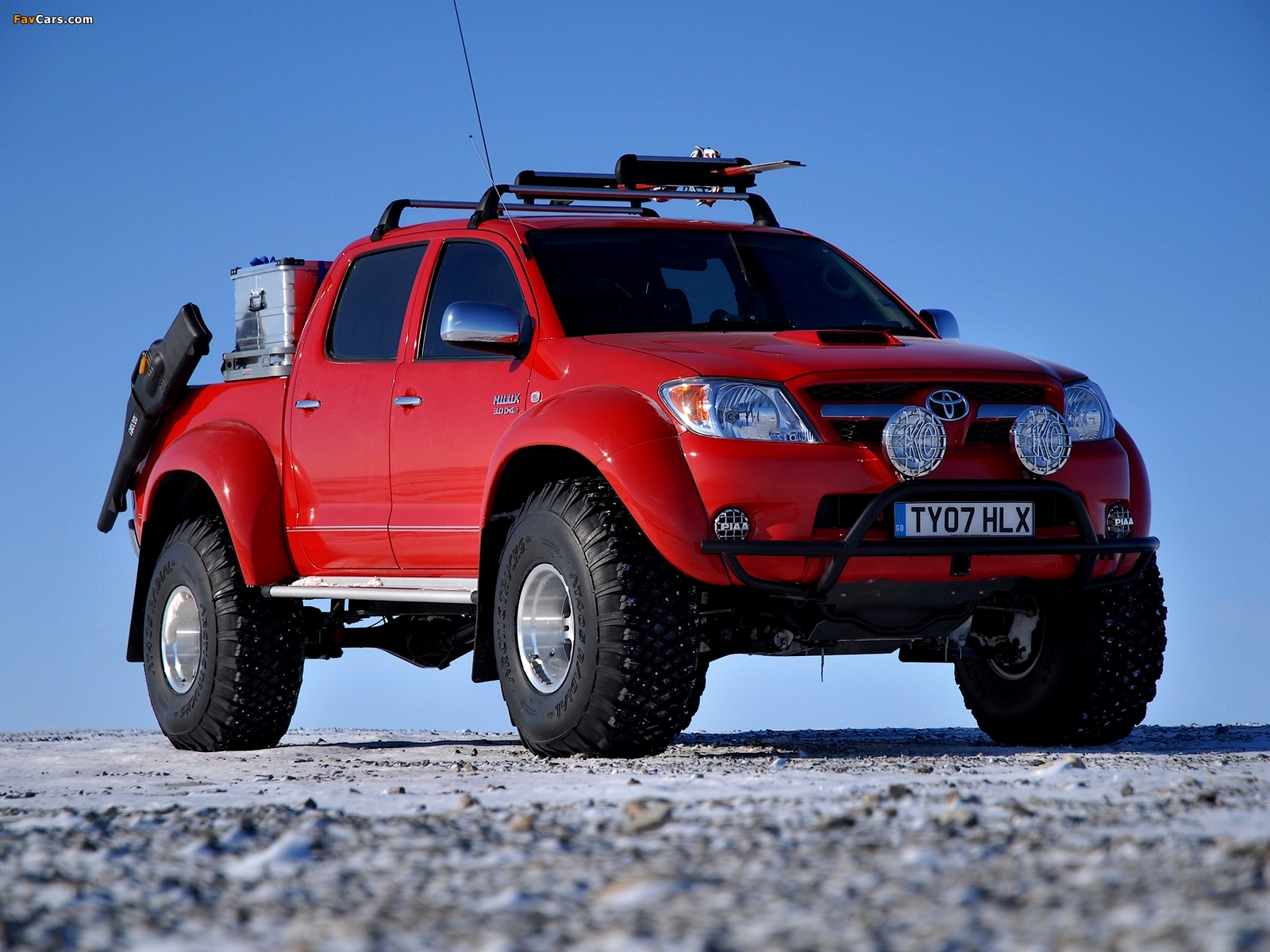 Arctic Trucks Toyota Hilux Invincible AT38 2007 pictures (1600 x 1200)