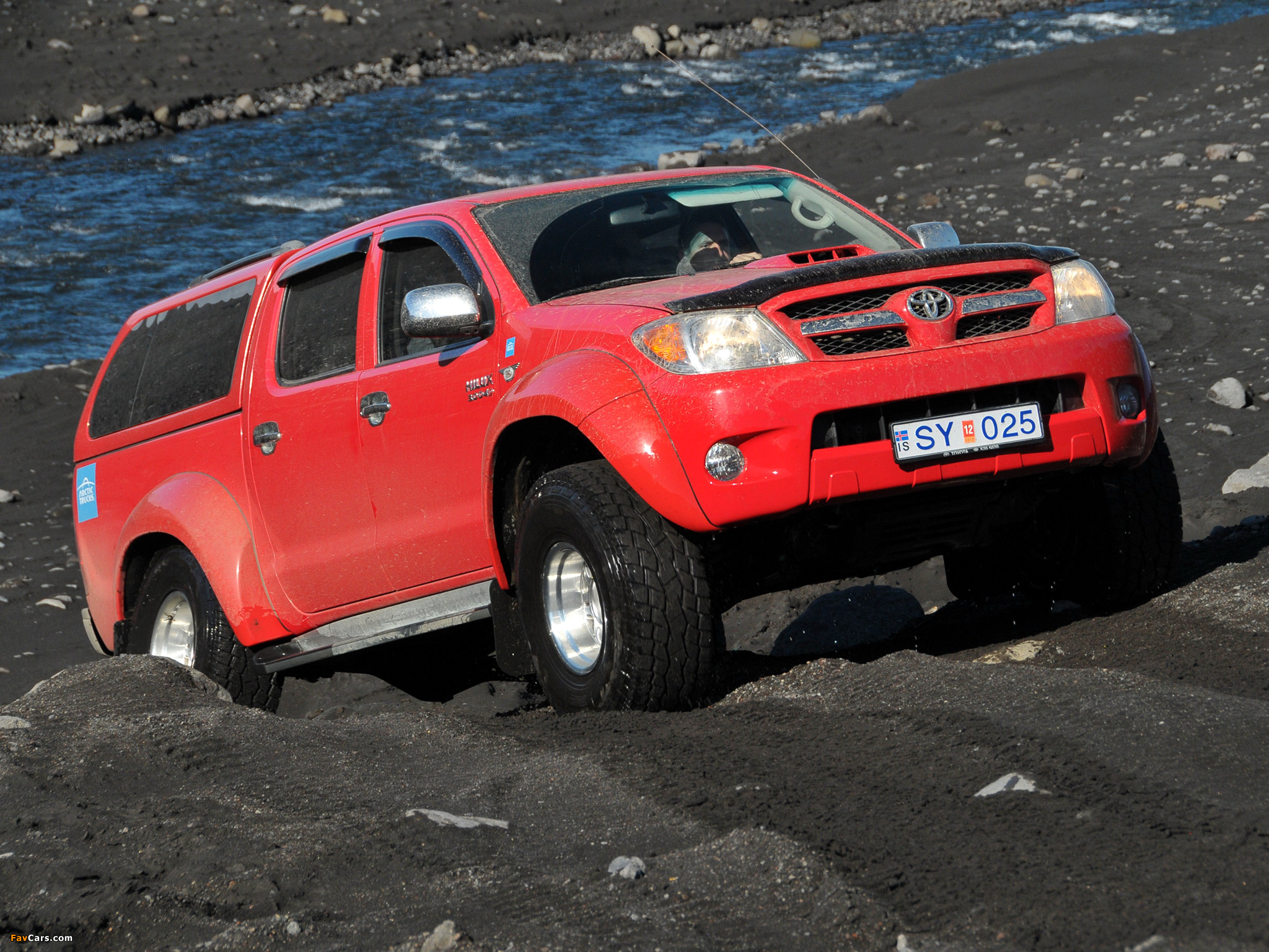 Arctic Trucks Toyota Hilux Double Cab AT35 2007 wallpapers (2048 x 1536)