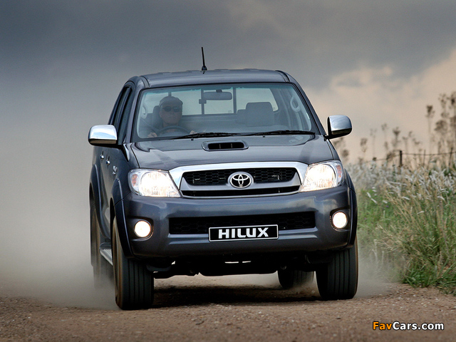 Toyota Hilux Double Cab ZA-spec 2008–11 images (640 x 480)
