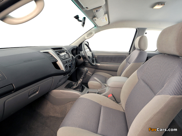 Toyota Hilux Xtra Cab ZA-spec 2008–11 photos (640 x 480)