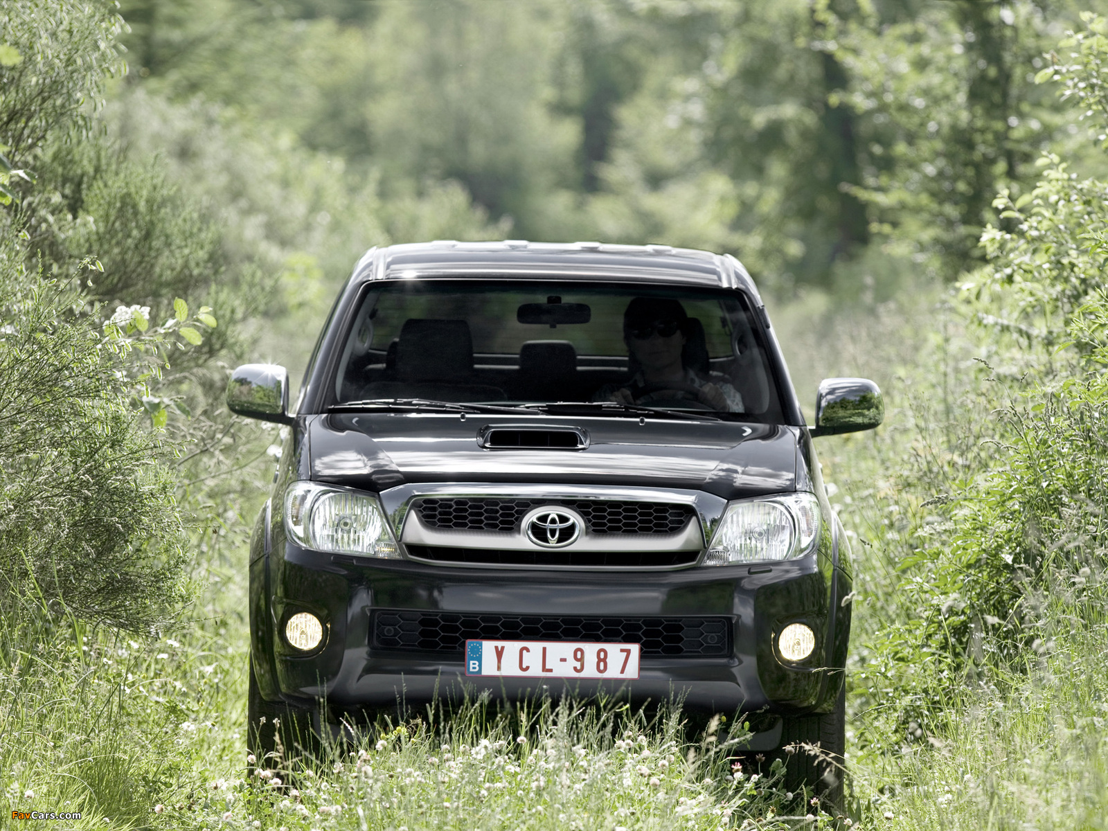 Toyota Hilux Double Cab 2008–11 photos (1600 x 1200)