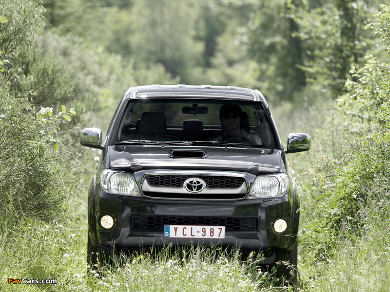 Toyota Hilux Double Cab 2008–11 photos (800 x 600)