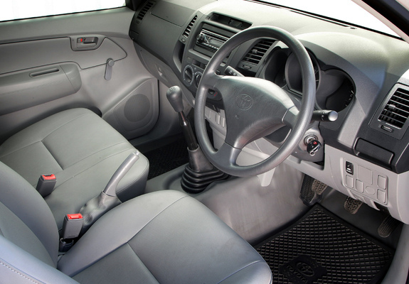 Toyota Hilux Regular Cab ZA-spec 2008–11 photos