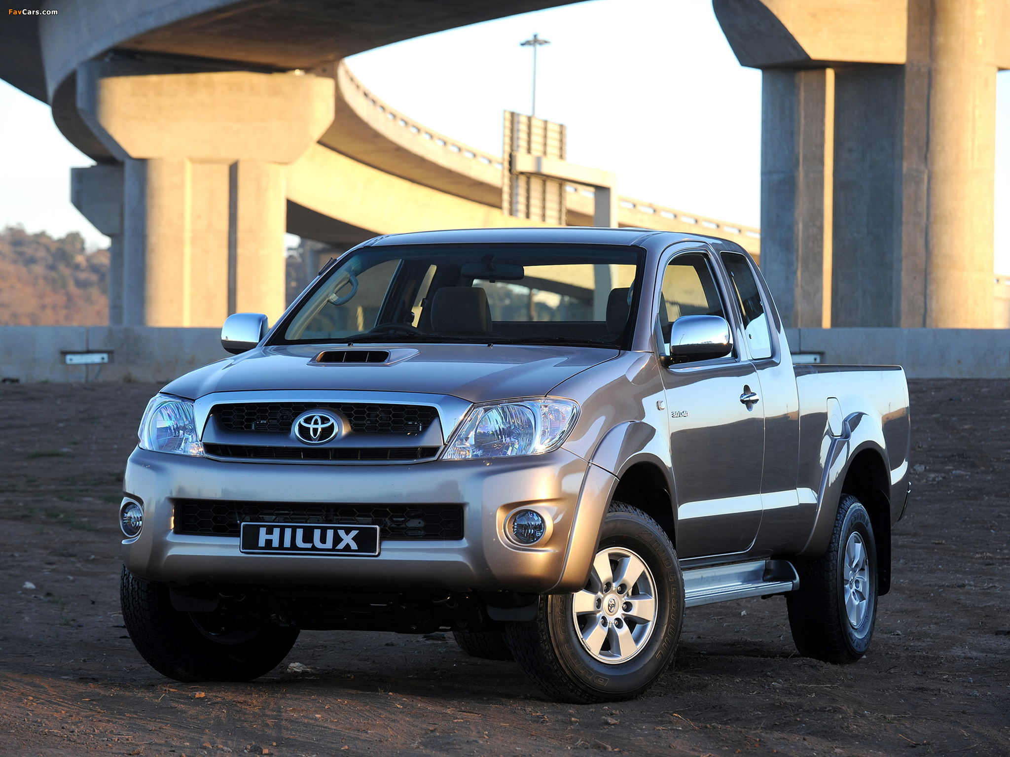 Toyota Hilux Xtra Cab ZA-spec 2008–11 wallpapers (2048 x 1536)