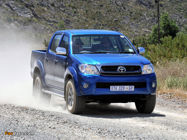Toyota Hilux Double Cab ZA-spec 2008–11 wallpapers (640 x 480)