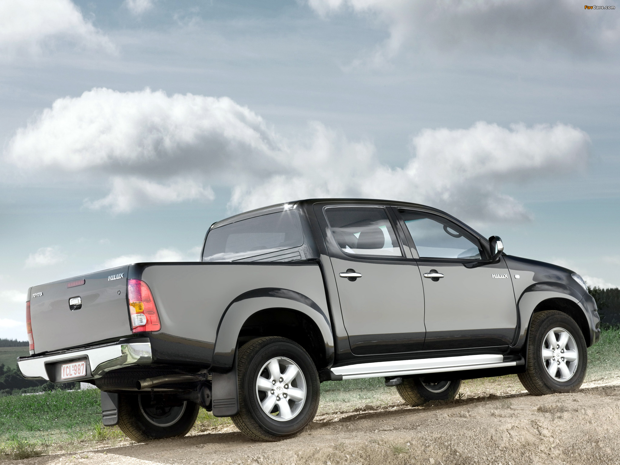 Toyota Hilux Double Cab 2008–11 wallpapers (2048 x 1536)