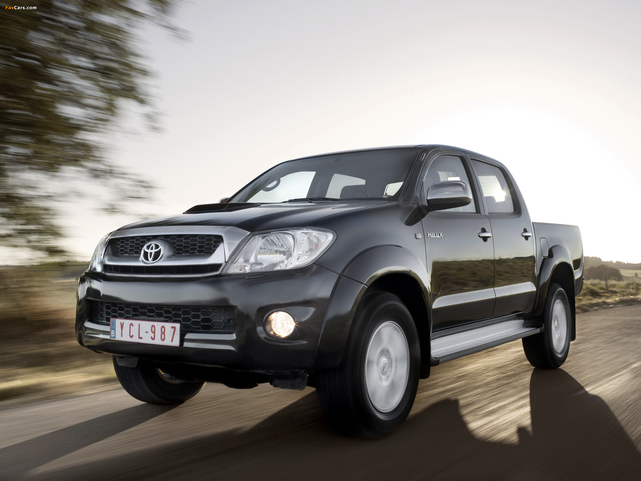 Toyota Hilux Double Cab 2008–11 wallpapers (2048 x 1536)