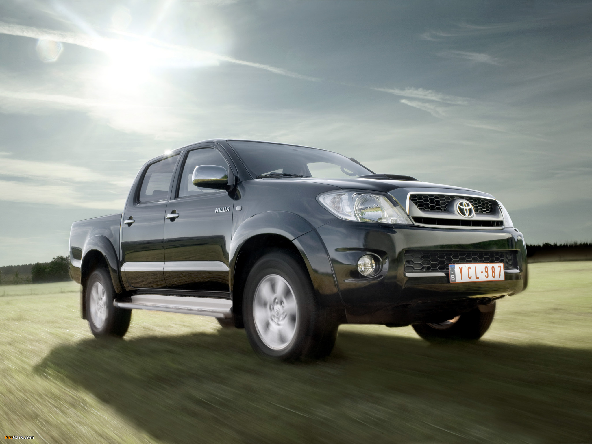 Toyota Hilux Double Cab 2008–11 wallpapers (2048 x 1536)