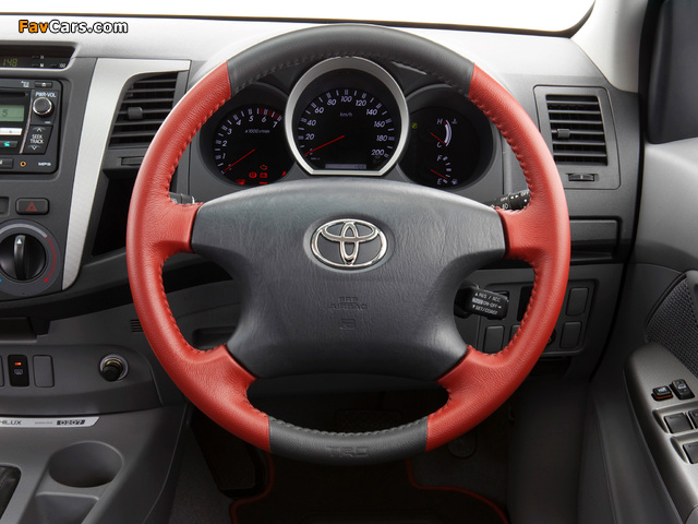 TRD Toyota Hilux 2008 wallpapers (640 x 480)