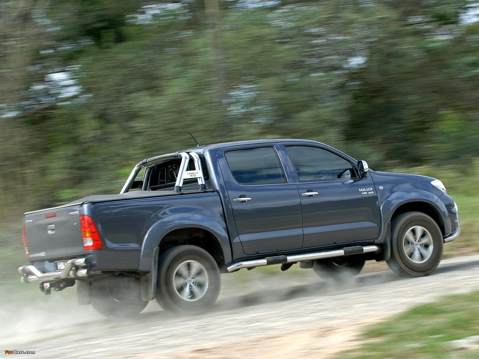 Toyota Hilux Legend 40 Double Cab 2010 images (1600 x 1200)