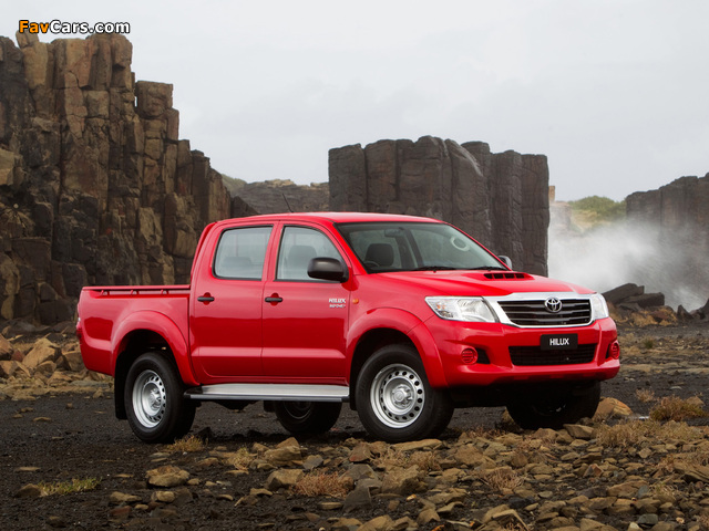 Toyota Hilux SR Double Cab 4x4 AU-spec 2011 images (640 x 480)