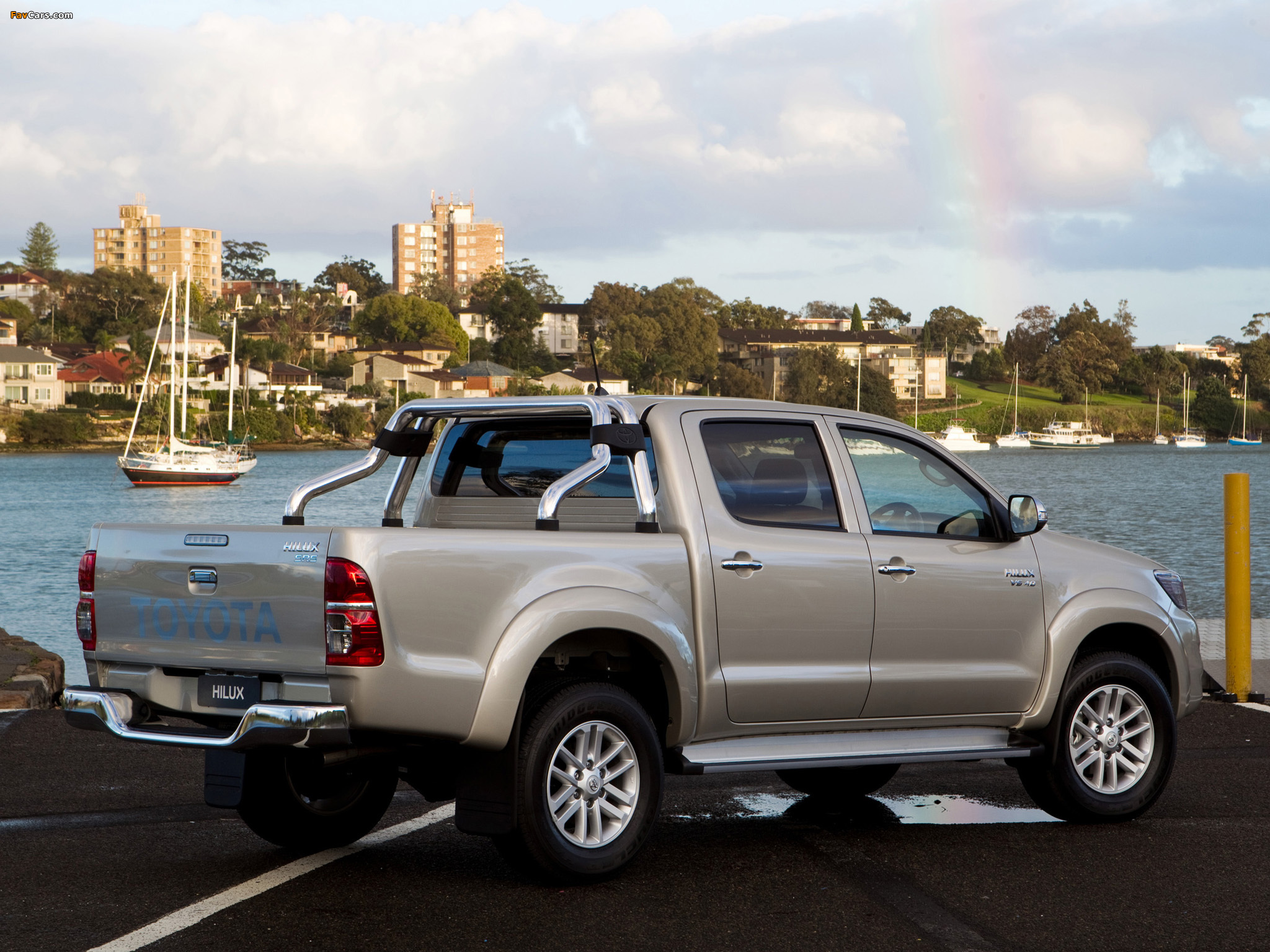 Toyota Hilux SR5 Double Cab 4x4 AU-spec 2011 images (2048 x 1536)