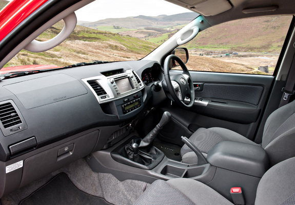 Toyota Hilux Double Cab UK-spec 2011 images