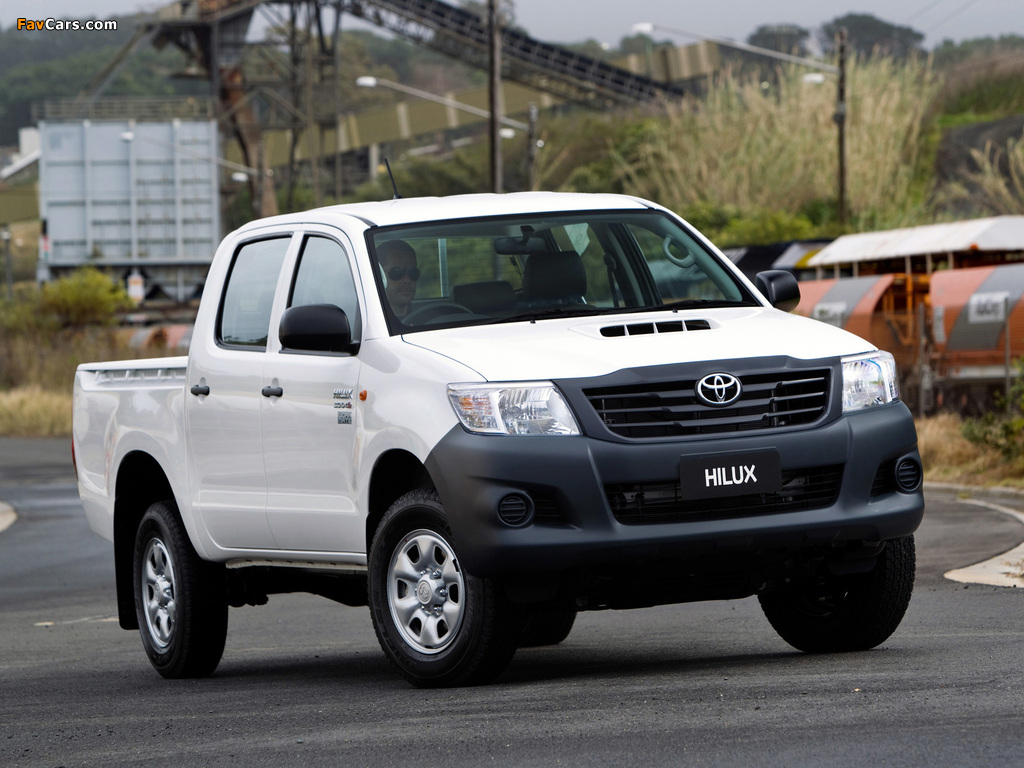Toyota Hilux WorkMate Double Cab 4x4 AU-spec 2011 pictures (1024 x 768)