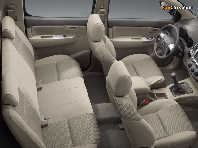 Toyota Hilux Double Cab G-Type 4h2 2011–12 pictures (640 x 480)