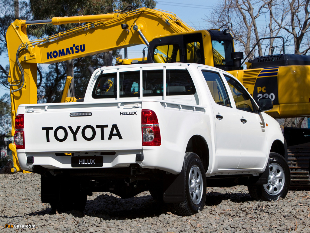 Toyota Hilux WorkMate Double Cab 4x4 AU-spec 2011 pictures (1024 x 768)