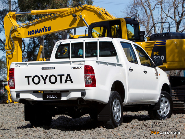 Toyota Hilux WorkMate Double Cab 4x4 AU-spec 2011 pictures (640 x 480)