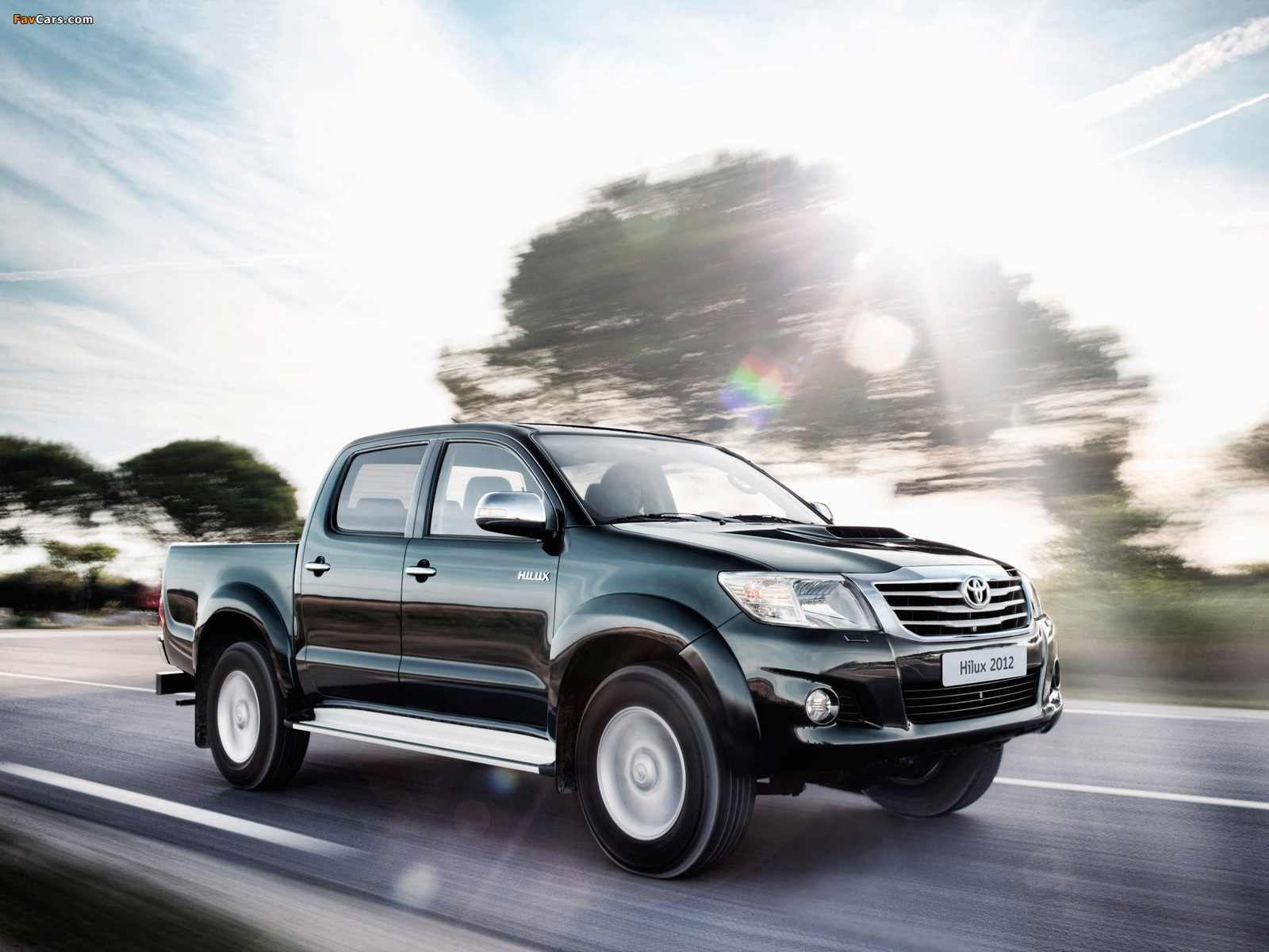Toyota Hilux Double Cab 2011 wallpapers (1600 x 1200)