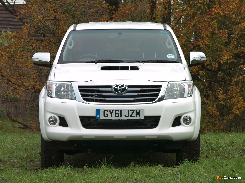 Toyota Hilux Double Cab UK-spec 2011 wallpapers (1024 x 768)