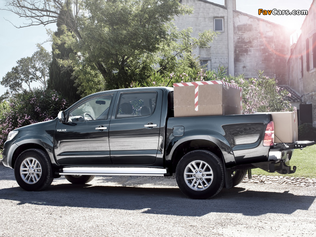 Toyota Hilux Double Cab 2011 wallpapers (640 x 480)