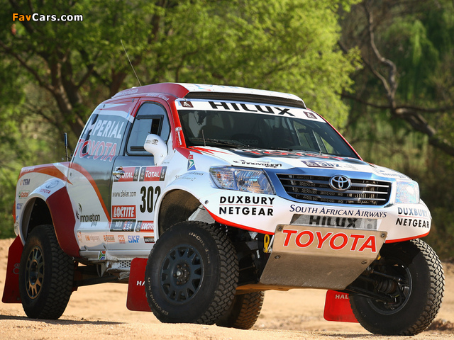 Toyota Hilux Rally Car 2012 images (640 x 480)