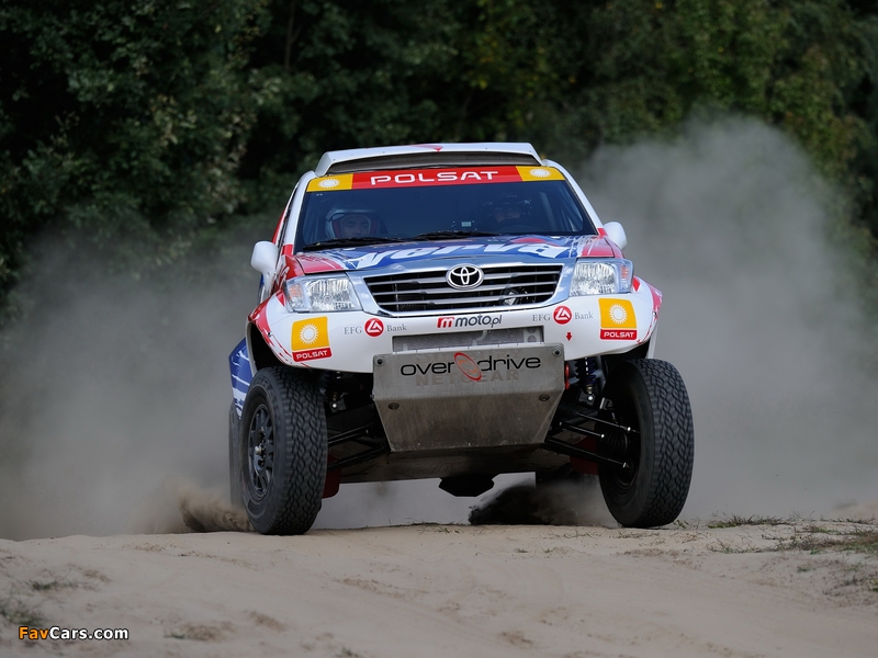 Toyota Hilux Rally Car 2012 images (800 x 600)