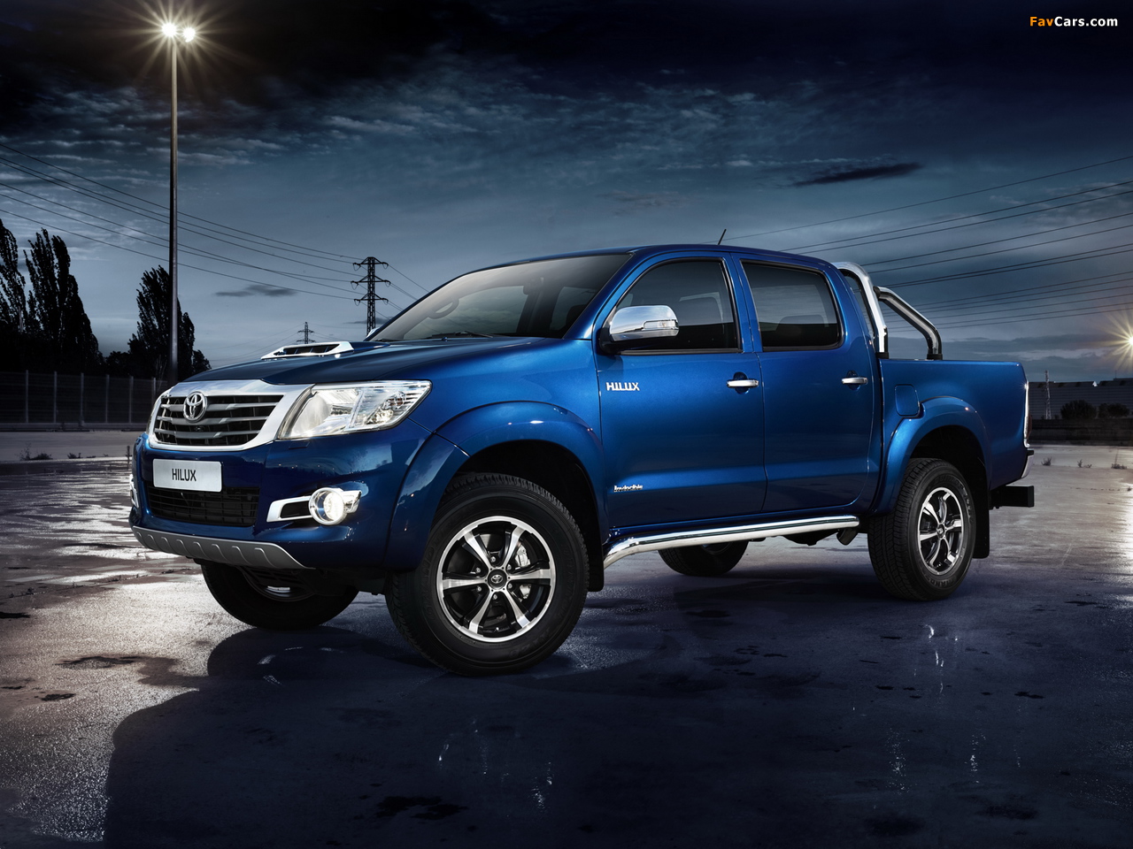 Toyota Hilux Invincible Double Cab 2013 wallpapers (1280 x 960)