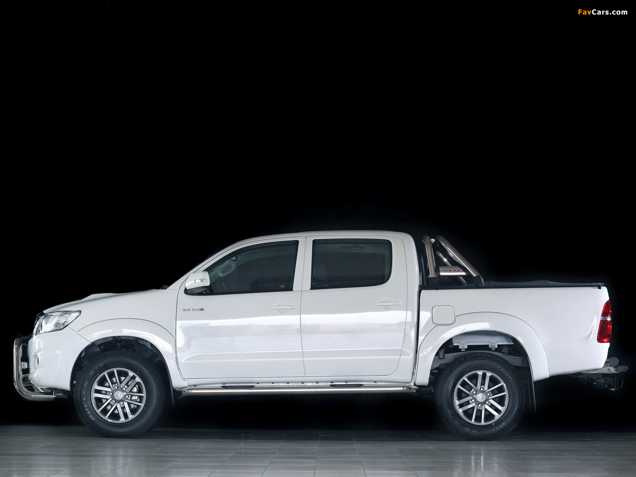 Toyota Hilux Dakar Double Cab 2014 wallpapers (1280 x 960)